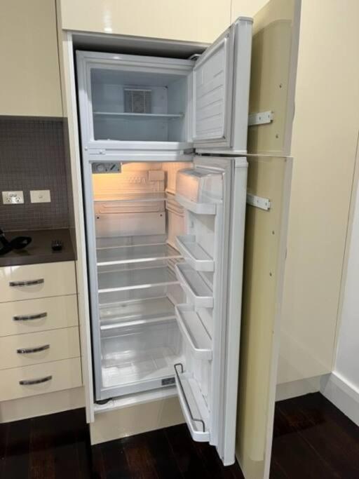 דירות East Melbourne Unit With Courtyard מראה חיצוני תמונה