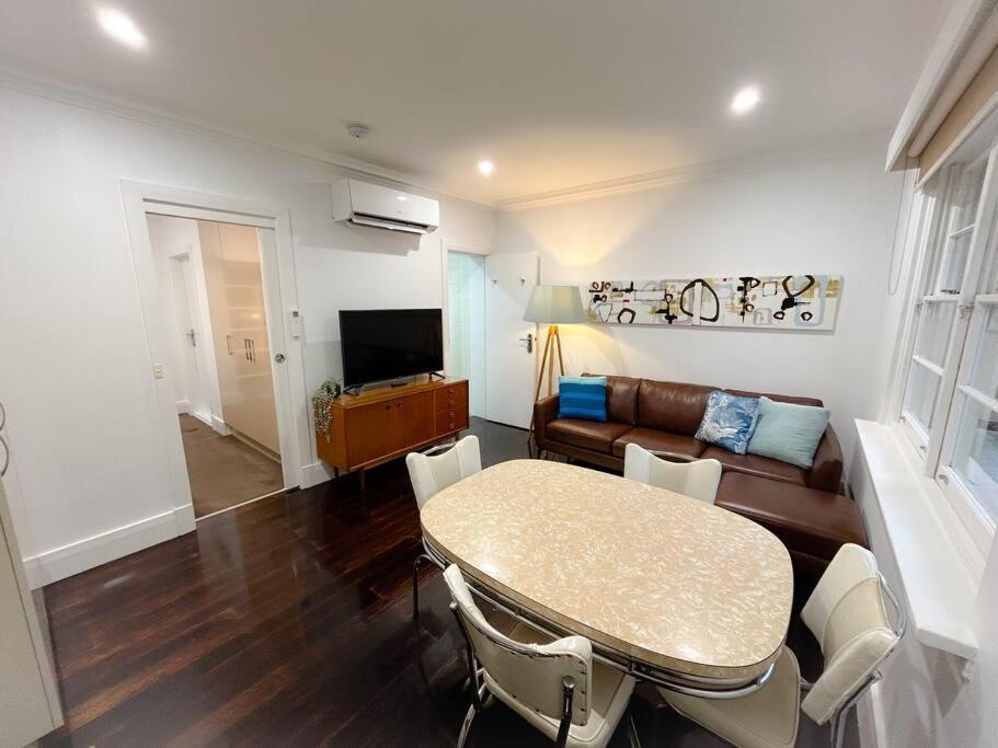 דירות East Melbourne Unit With Courtyard מראה חיצוני תמונה