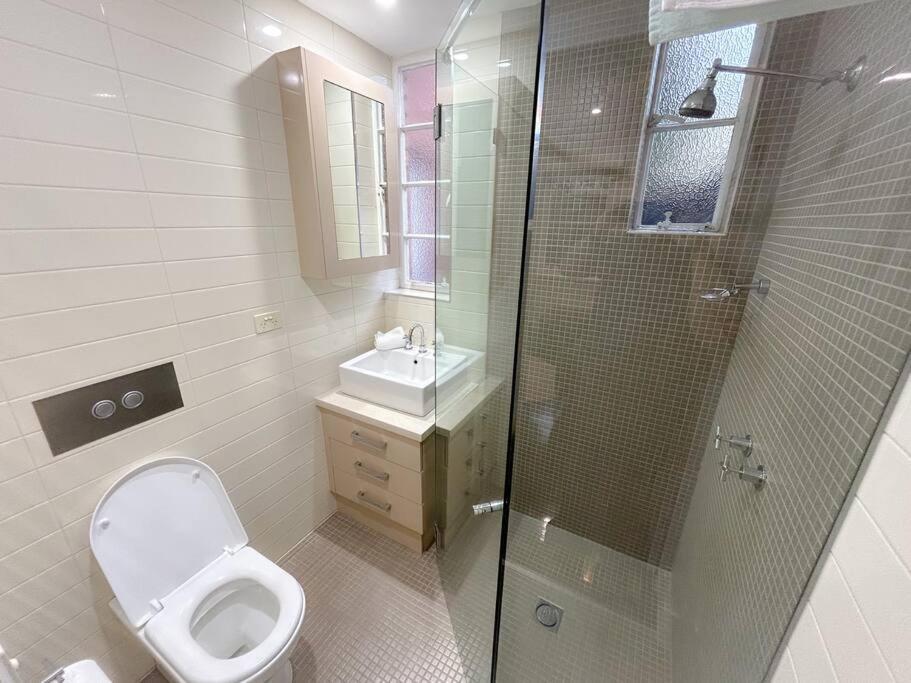 דירות East Melbourne Unit With Courtyard מראה חיצוני תמונה